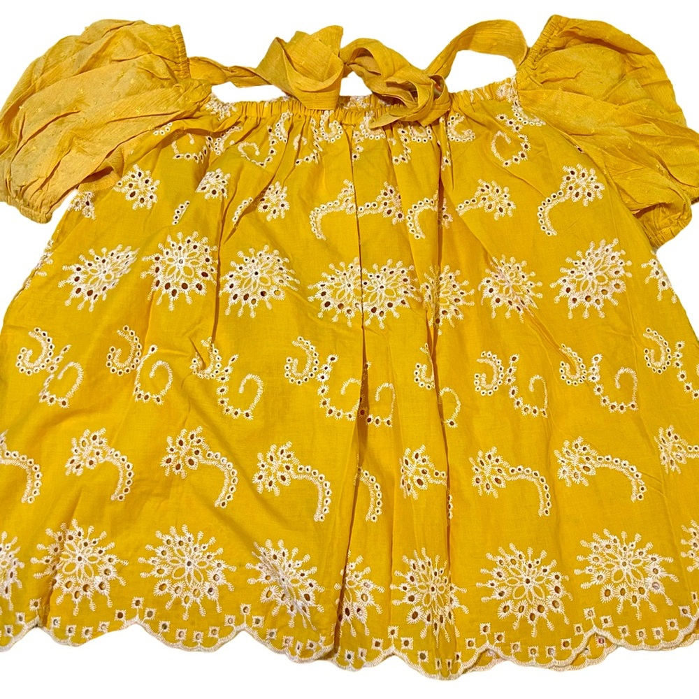 BRAND NEW! EMMA AND GRACE SUNFLOWER EYELET RELAXED FLOWY FIT BLOUSE. 3XL,GOLDEN - Picture 12 of 12